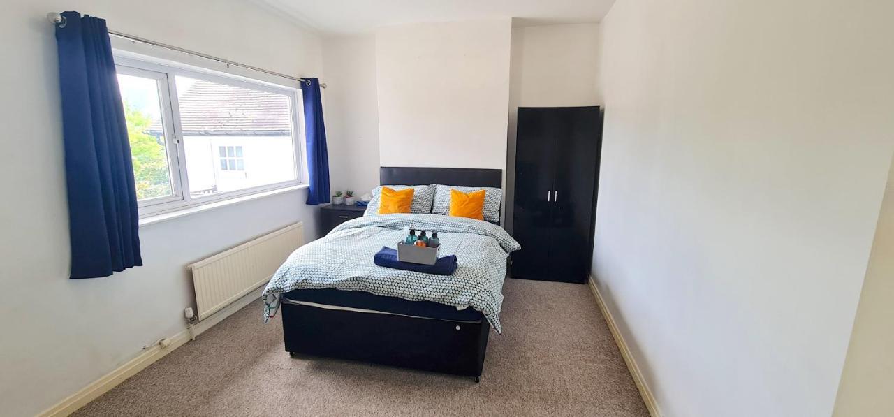 Move Inn Estates - Multiple Rooms London Eksteriør billede